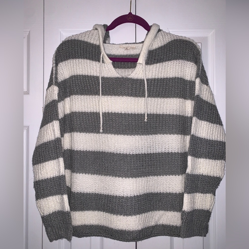 Gray & White Striped Sweater Size S/M